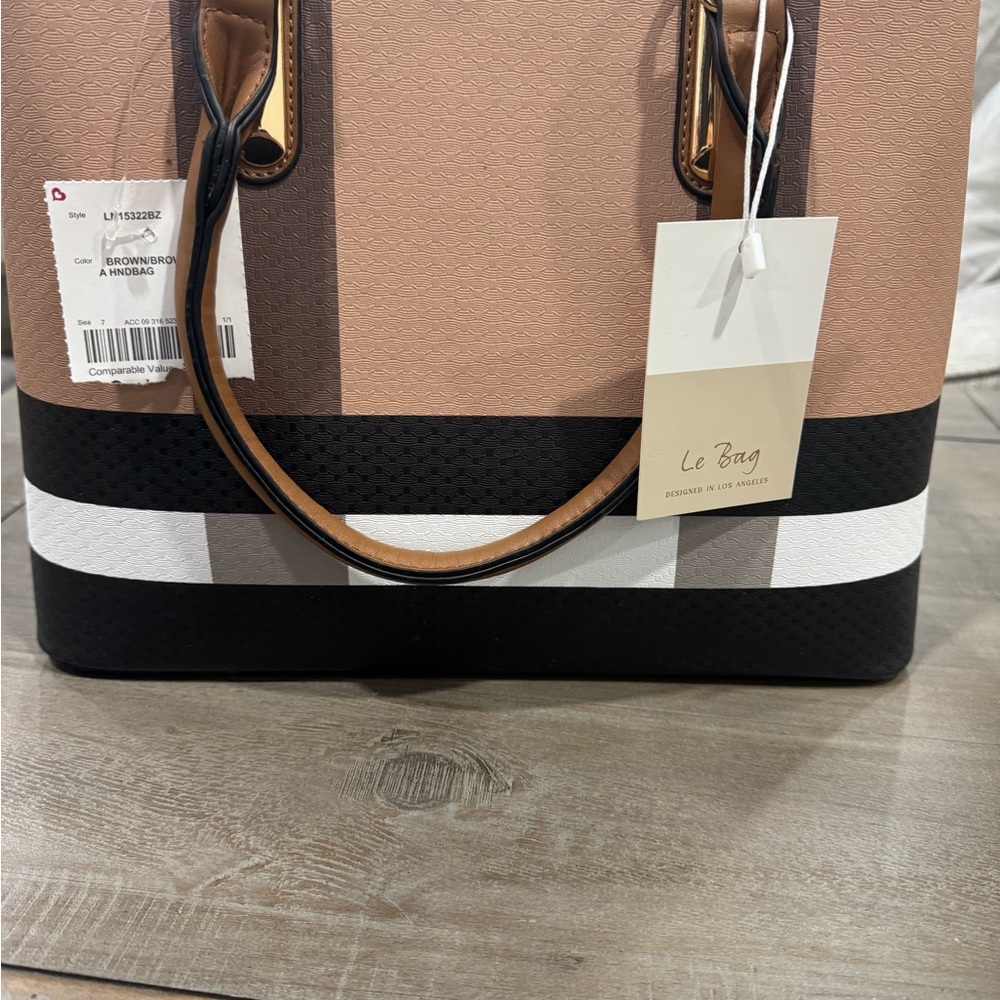 Elegant Multi-Color Tote - Picture 12 of 12